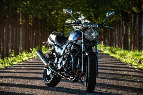 バイクガレージ