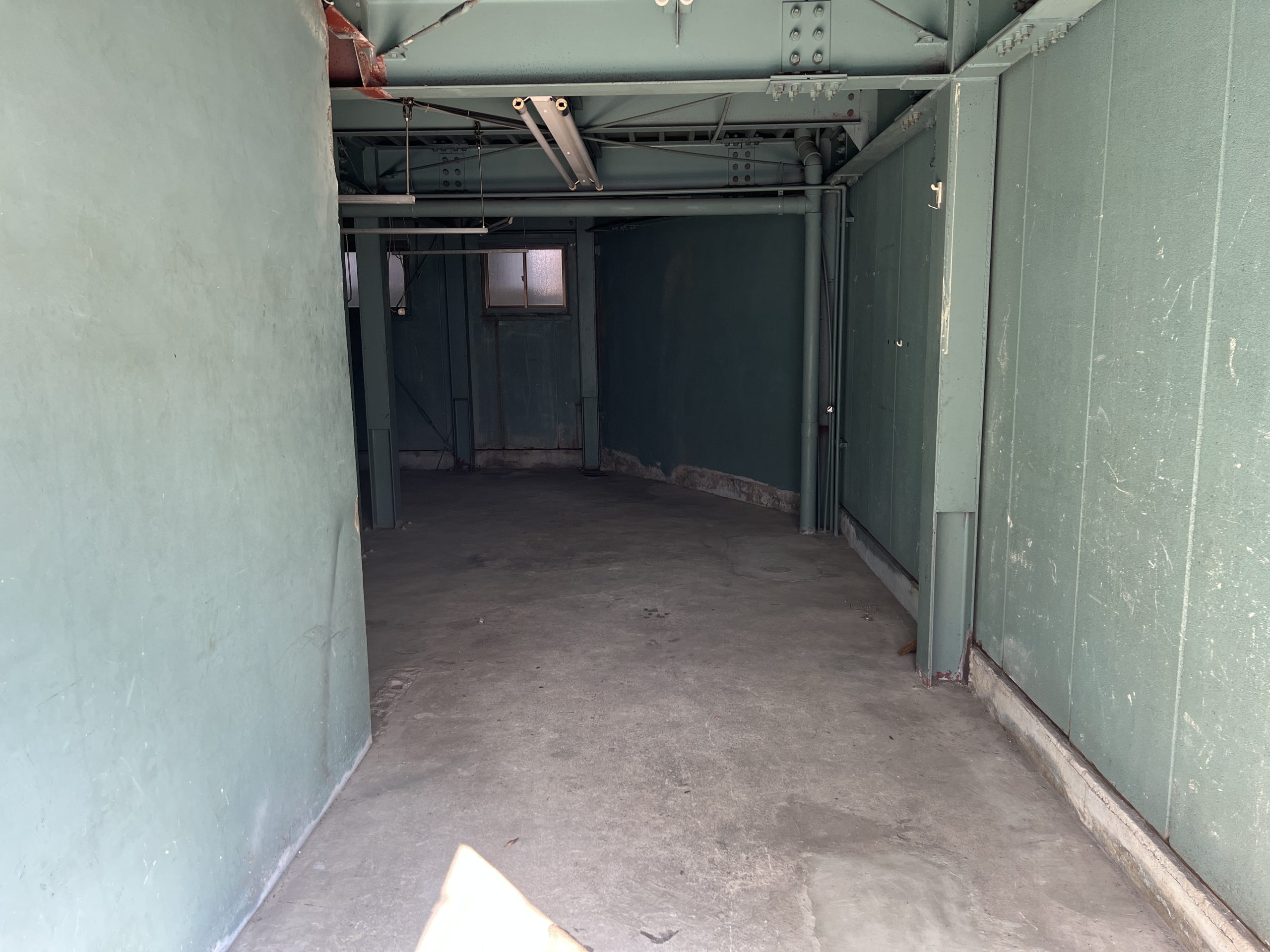 名古屋市中区新栄シャッター付ガレージ